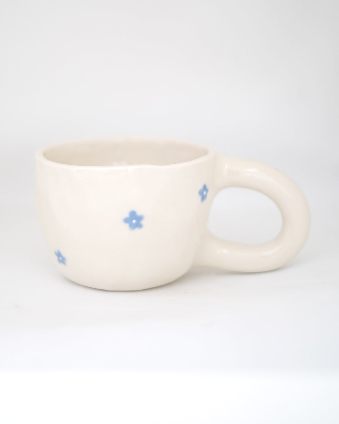 Blue Daisy Mug