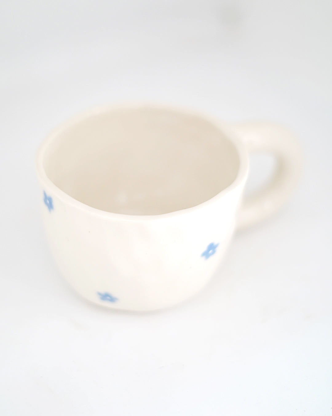 Blue Daisy Mug